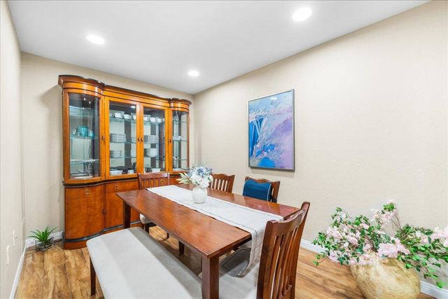 1085 Murrieta Blvd 124, Livermore, CA 94550