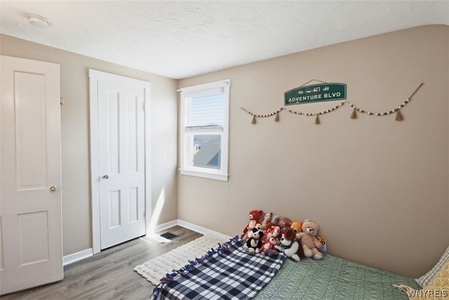 312 West Girard Boulevard, Tonawanda, NY 14217