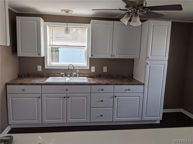 312 West Girard Boulevard, Tonawanda, NY 14217
