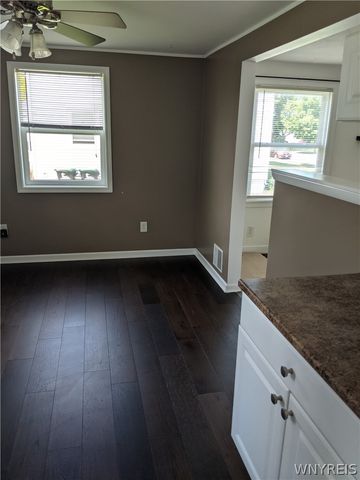 312 West Girard Boulevard, Tonawanda, NY 14217