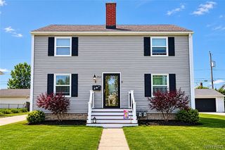 312 West Girard Boulevard, Tonawanda, NY 14217