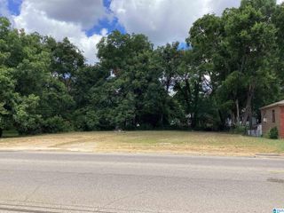 1676 DENNISON AVENUE SW, Birmingham, AL 35211