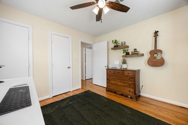 1962 Norcrest Drive, Houston, TX 77055