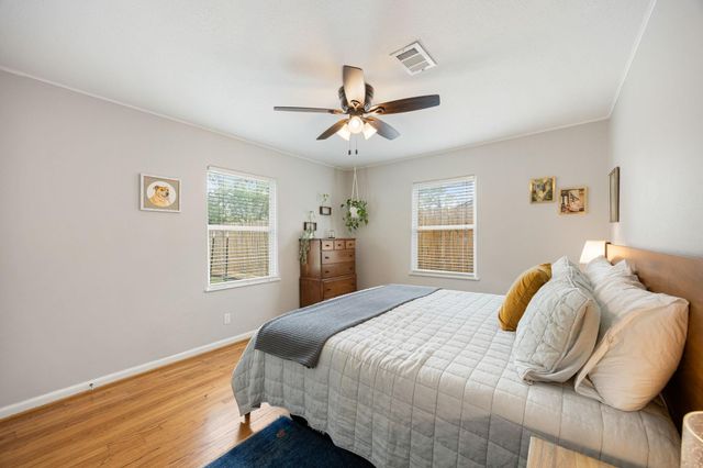 1962 Norcrest Drive, Houston, TX 77055