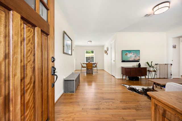 1962 Norcrest Drive, Houston, TX 77055