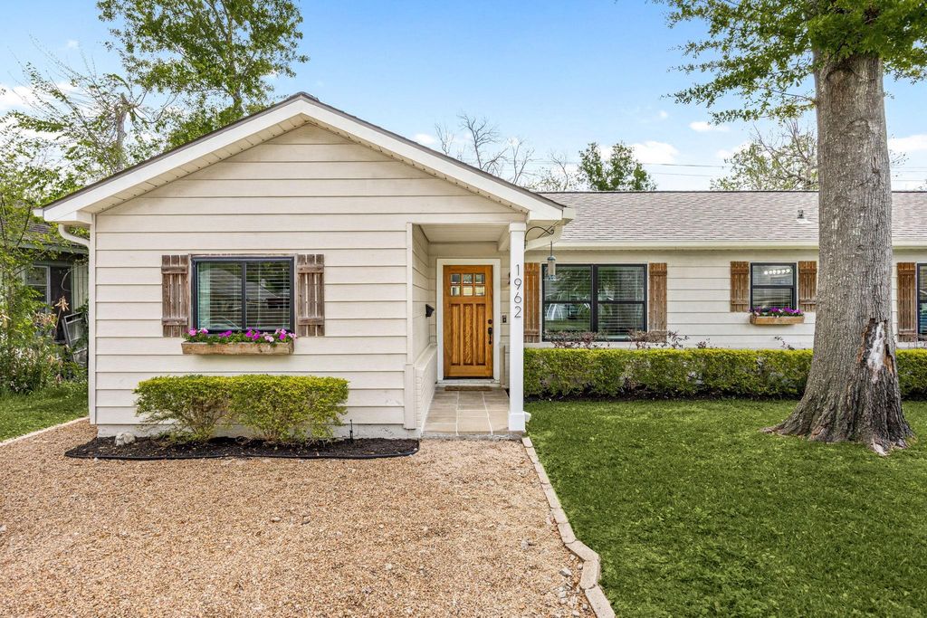 1962 Norcrest Drive, Houston, TX 77055
