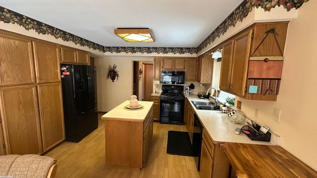 14541 Elrond Drive, Sterling Heights, MI 48313