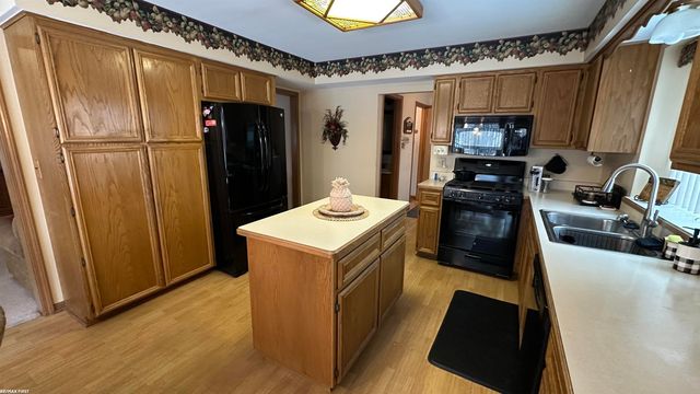 14541 Elrond Drive, Sterling Heights, MI 48313