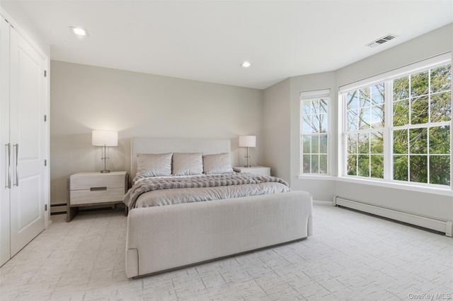 159 Rivendell Court, Melville, NY 11747