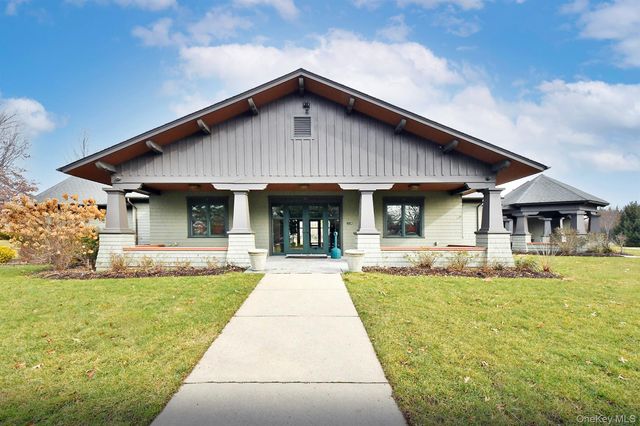 159 Rivendell Court, Melville, NY 11747