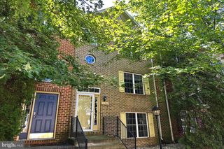 1153 LINDSAY LN, Hagerstown, MD 21742