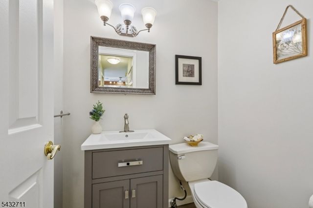 40 Woodland Drive, Woodland Park, NJ 07424