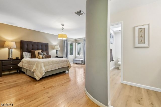 40 Woodland Drive, Woodland Park, NJ 07424