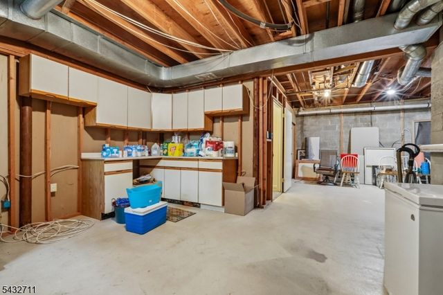 40 Woodland Drive, Woodland Park, NJ 07424
