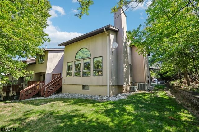 40 Woodland Drive, Woodland Park, NJ 07424