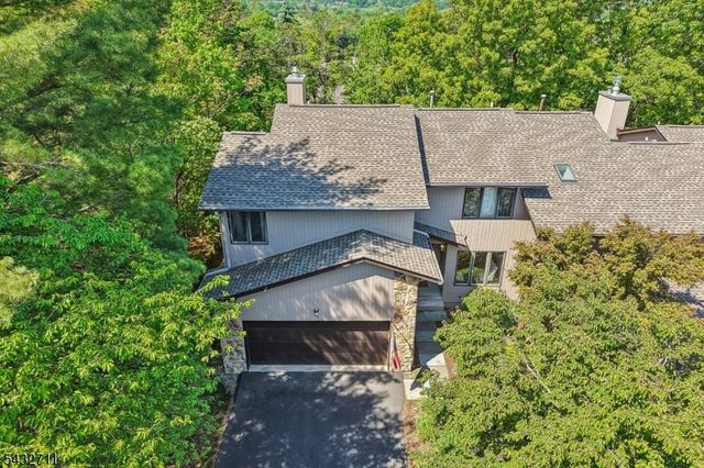40 Woodland Drive, Woodland Park, NJ 07424