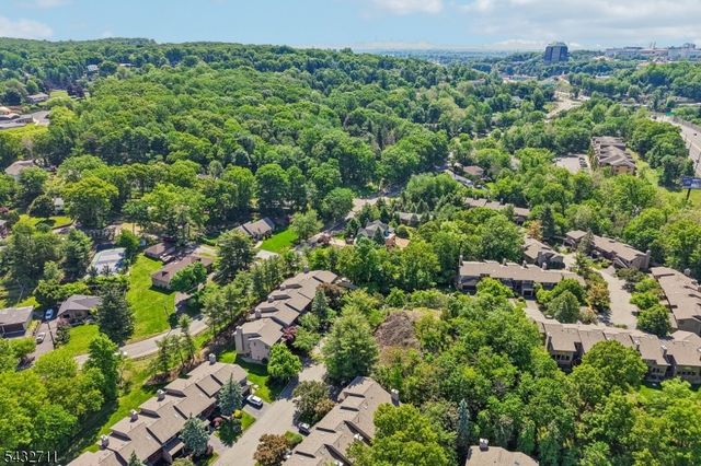 40 Woodland Drive, Woodland Park, NJ 07424
