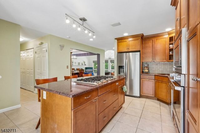 40 Woodland Drive, Woodland Park, NJ 07424