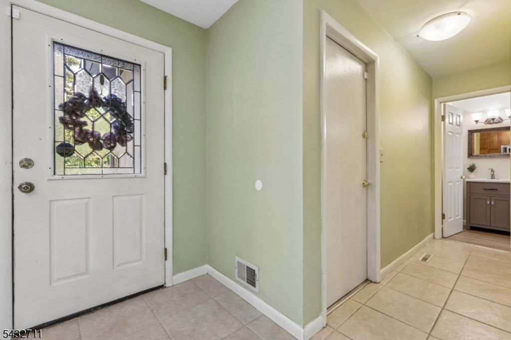 40 Woodland Drive, Woodland Park, NJ 07424 — photo 3