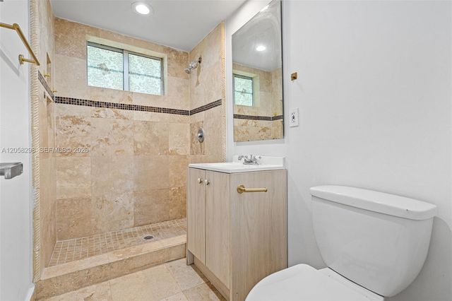 7950 Tatum Waterway Drive N20, Miami Beach, FL 33141