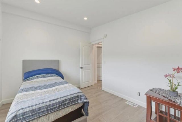 200 S Emerald 54, Vista, CA 92081