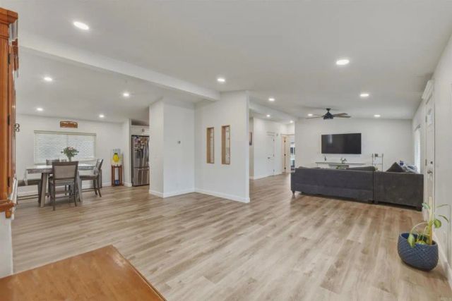 200 S Emerald 54, Vista, CA 92081