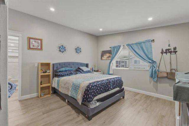 200 S Emerald 54, Vista, CA 92081