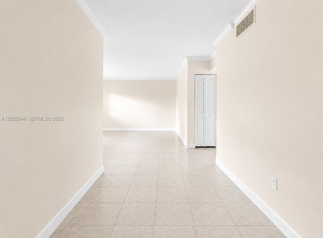 1245 W 24th Street 219, Hialeah, FL 33010
