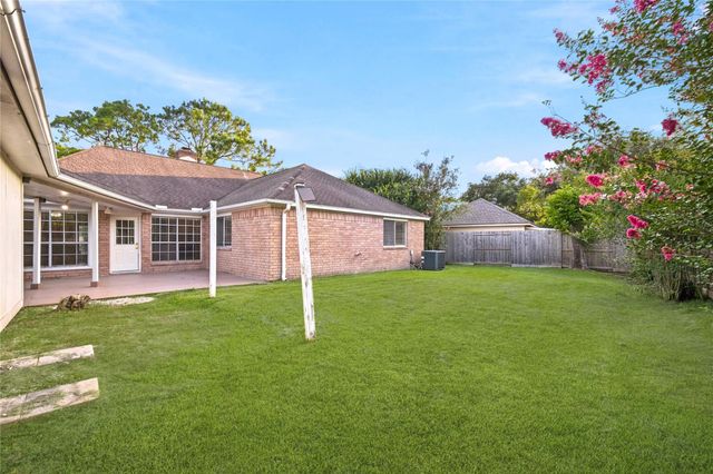 15911 Moon Rock Drive, Houston, TX 77062
