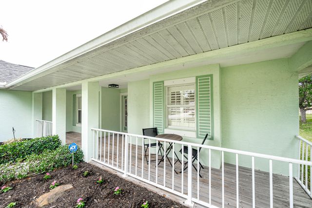 314 SW Kestor Drive, Port St. Lucie, Port St Lucie, FL 34953
