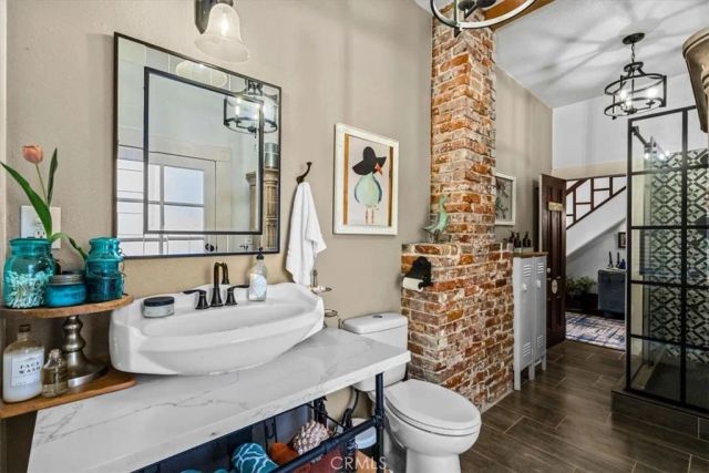 5211 Central, Riverside, CA 92504