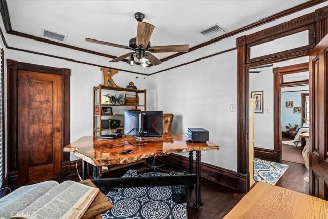 5211 Central, Riverside, CA 92504