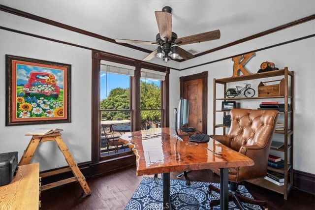 5211 Central, Riverside, CA 92504