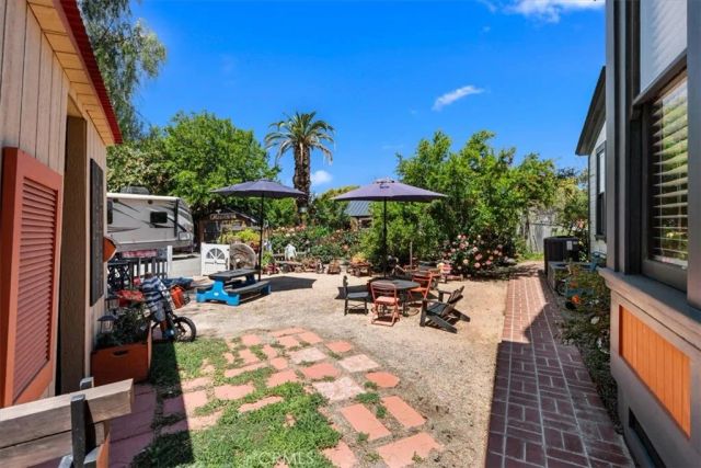 5211 Central, Riverside, CA 92504