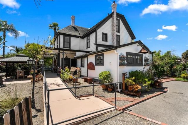 5211 Central, Riverside, CA 92504