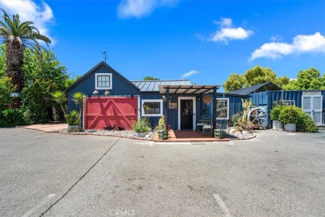 5211 Central, Riverside, CA 92504