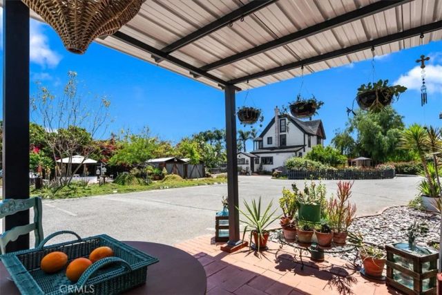 5211 Central, Riverside, CA 92504