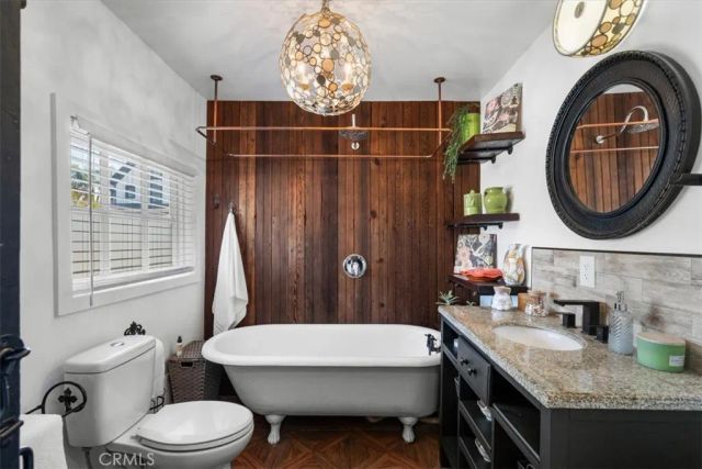 5211 Central, Riverside, CA 92504