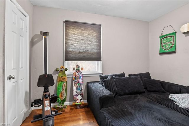 23 Williamson Park DR, Newport News, VA 23608