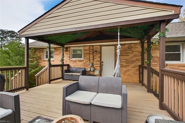 23 Williamson Park DR, Newport News, VA 23608