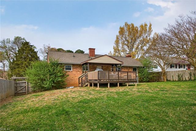 23 Williamson Park DR, Newport News, VA 23608