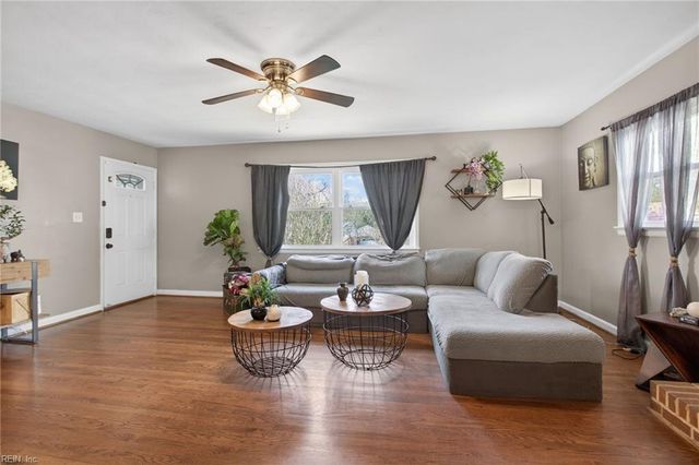 23 Williamson Park DR, Newport News, VA 23608