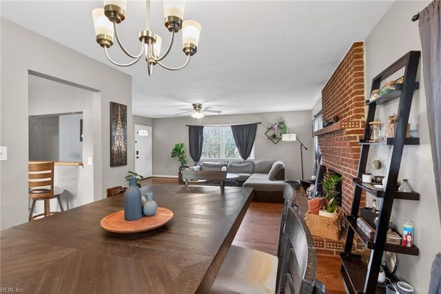 23 Williamson Park DR, Newport News, VA 23608