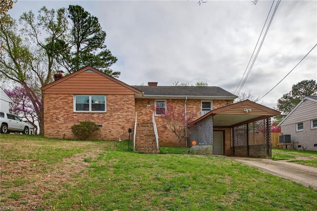 23 Williamson Park DR, Newport News, VA 23608