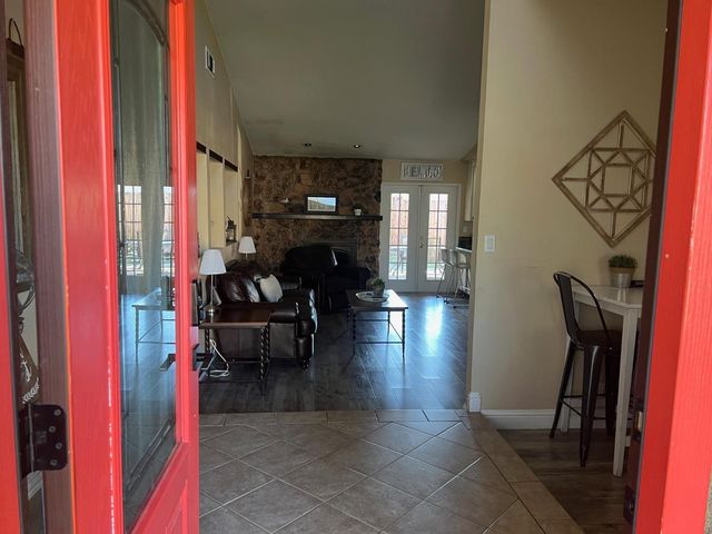 7153 Canelo Hills Dr, Citrus Heights, CA 95610