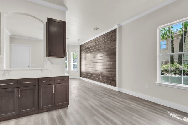 407 Henderson Street, Bonham, TX 75418