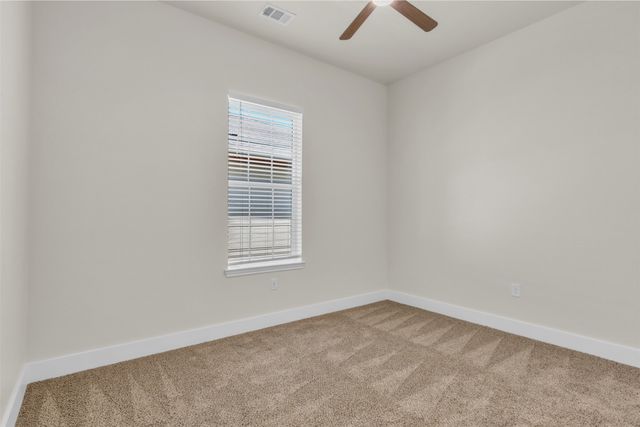 407 Henderson Street, Bonham, TX 75418
