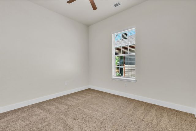 407 Henderson Street, Bonham, TX 75418