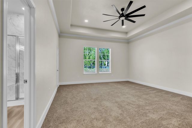 407 Henderson Street, Bonham, TX 75418