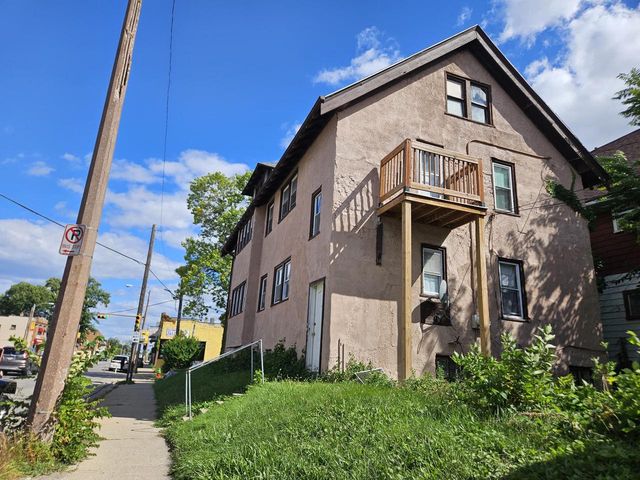 2677 N 39th STREET #2679, Milwaukee, WI 53210